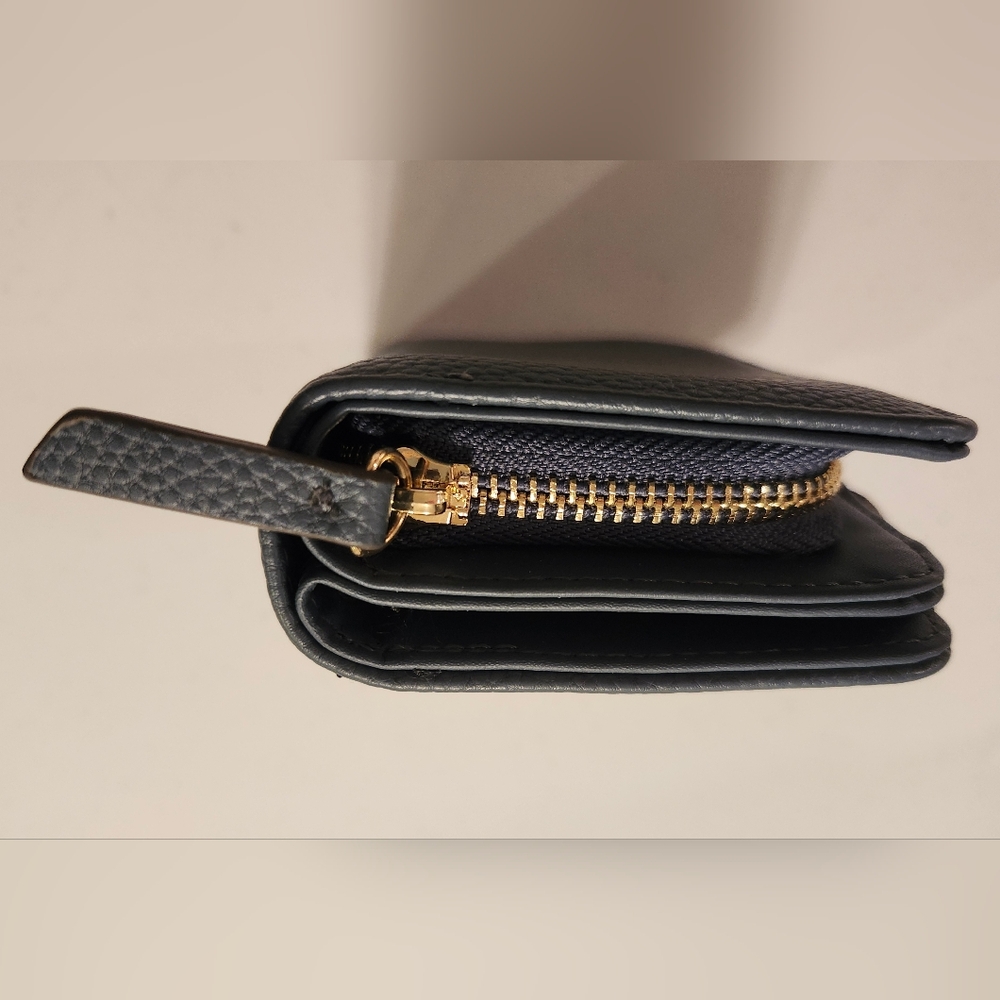 Nanette Lepore NWOT Zip Back Orginizer Wallet Dark Gray - Picture 4 of 9